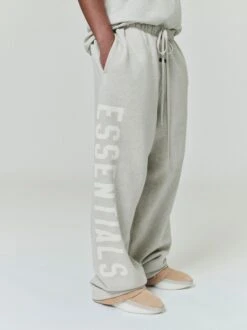 Essentials Lounge Fleece Sweatpant 10 Essentials Lounge Fleece Sweatpant -Fearless Fashion House ED1SP25 M15 1035