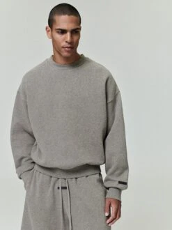 Essentials Classic Fleece Crewneck