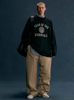 Essentials Textured Nylon Utility Pant 7 Essentials Textured Nylon Utility Pant -Fearless Fashion House Essentials HO24 Look 32 0001 V1 3 4crop 0a3bc33b 0710 4e2a b4b0 800c91b0de2b