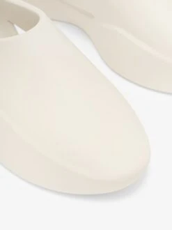 Fear Of God Eva Runner -Fearless Fashion House FG24FW80 8006EVA EVA RUNNER CREAM 7 c040a4d5 1624 4c5c a166 11b7c5a4d782