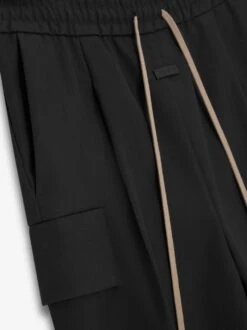 Fear Of God Weighted Twill Cargo Shorts -Fearless Fashion House FG840 515WCT CARGO SHORT BLACK 4 5f5f696e 9d6e 4d40 8f5b 896d14c7424f