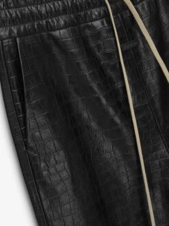 Fear Of God Leather Forum Pant -Fearless Fashion House FGE240 4141CEN LEATHERFORUMPANT BLACK 3